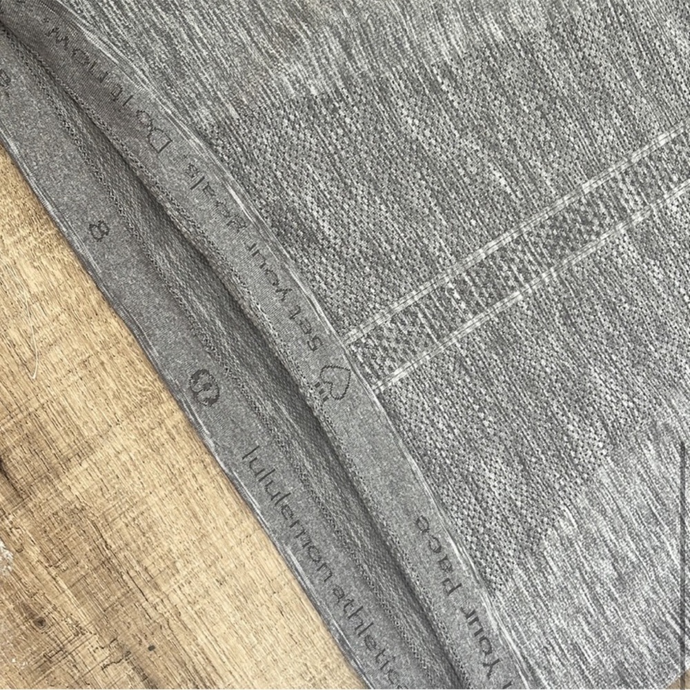 💯 authentic Lululemon Swiftly Tech Racerback Tank Top - Picture 5 of 5